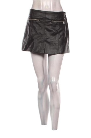 Dámské kraťasy  Stradivarius, Velikost S, Barva Černá, Cena  289,00 Kč