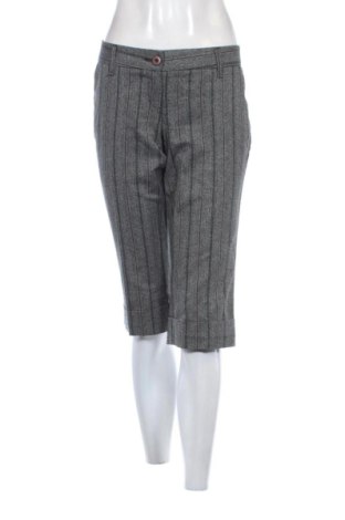 Дамски къс панталон Unbranded, Размер XL, Цвят Многоцветен, Цена 10,00 €