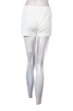 Damen Shorts United Colors Of Benetton, Größe S, Farbe Weiß, Preis 39,00 €