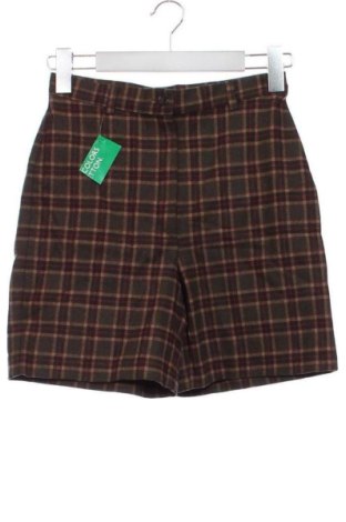 Pantaloni scurți de femei United Colors Of Benetton, Mărime XS, Culoare Multicolor, Preț 203,32 Lei
