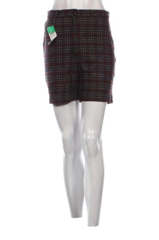 Pantaloni scurți de femei United Colors Of Benetton, Mărime M, Culoare Multicolor, Preț 203,32 Lei
