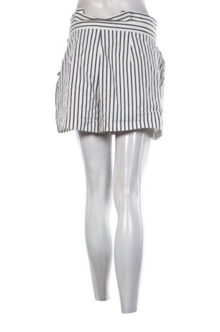 Dámske kraťasy  Zara, Veľkosť M, Farba Viacfarebná, Cena  10,26 €