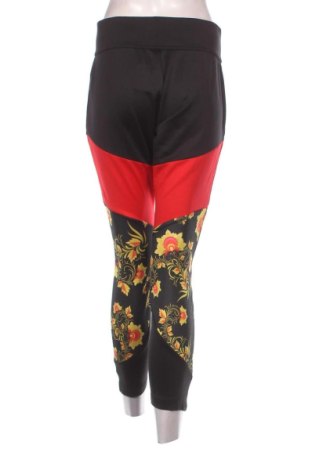 Дамски клин Nike, Размер L, Цвят Многоцветен, Цена 17,00 €