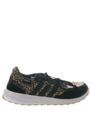 Дамски обувки Adidas, Размер 40, Цвят Многоцветен, Цена 84,00 €