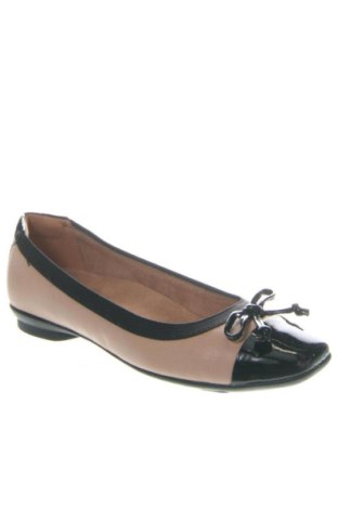 Дамски обувки Clarks, Размер 37, Цвят Многоцветен, Цена 84,00 €