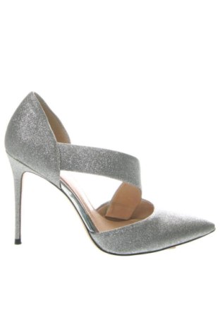 Дамски обувки Imagine by Vince Camuto, Размер 39, Цвят Сребрист, Цена 72,00 €
