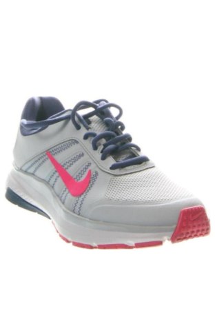 Дамски обувки Nike, Размер 38, Цвят Многоцветен, Цена 84,00 €