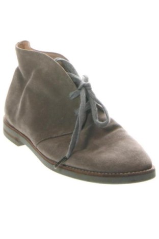 Дамски обувки Unbranded, Размер 38, Цвят Бежов, Цена 39,00 €