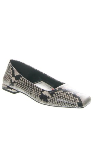 Încălțăminte de damă Zara, Mărime 35, Culoare Multicolor, Preț 250,23 Lei