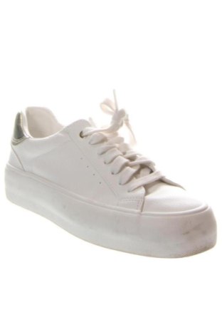 Дамски обувки Zara, Размер 36, Цвят Бял, Цена 32,00 €