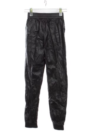 Pantaloni de femei Bershka, Mărime XS, Culoare Negru, Preț 91,99 Lei