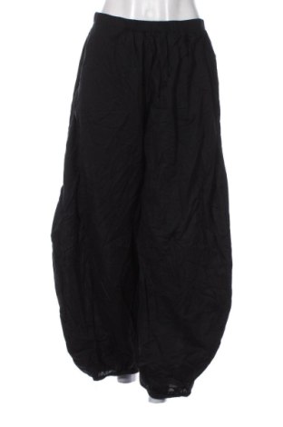 Pantaloni de femei Bershka, Mărime S, Culoare Negru, Preț 91,99 Lei