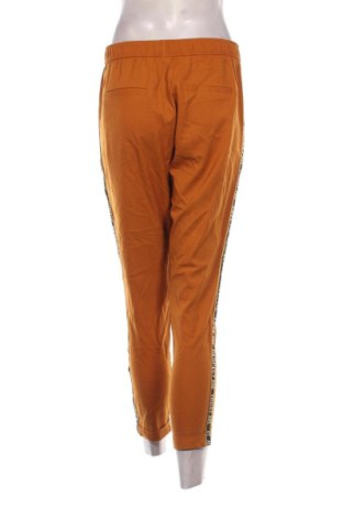 Pantaloni de femei Bershka, Mărime M, Culoare Multicolor, Preț 91,99 Lei