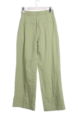 Damskie spodnie Bershka, Rozmiar XS, Kolor Zielony, Cena 78,99 zł