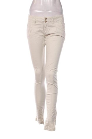 Дамски панталон Bershka, Размер L, Цвят Екрю, Цена 15,33 €