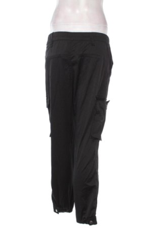 Damskie spodnie Bershka, Rozmiar S, Kolor Czarny, Cena 80,38 zł