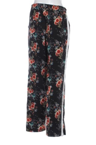 Damenhose Clockhouse, Größe M, Farbe Mehrfarbig, Preis 15,00 €