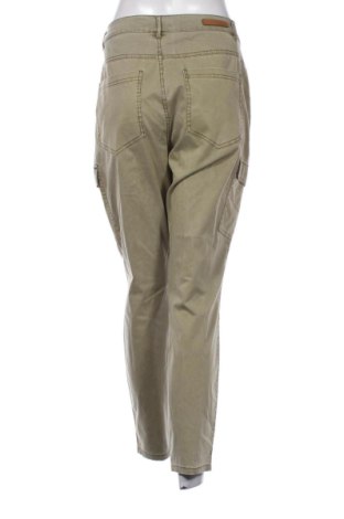 Pantaloni de femei Comma,, Mărime XL, Culoare Verde, Preț 165,35 Lei
