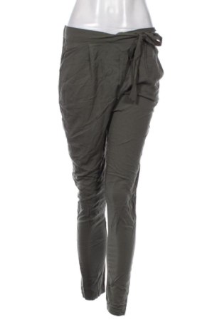Pantaloni de femei Esmara, Mărime S, Culoare Verde, Preț 78,20 Lei