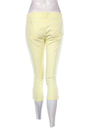 Dámské kalhoty  Famous, Velikost M, Barva Žlutá, Cena  439,00 Kč
