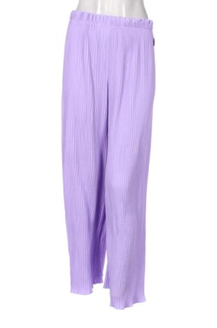 Damenhose Floria, Größe M, Farbe Lila, Preis 214,99 €