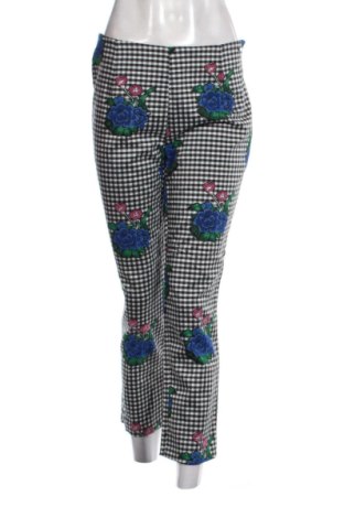 Pantaloni de femei Guess, Mărime L, Culoare Multicolor, Preț 198,10 Lei