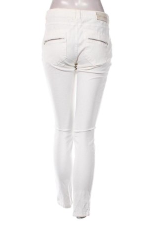 Pantaloni de femei MOS MOSH, Mărime M, Culoare Alb, Preț 196,99 Lei