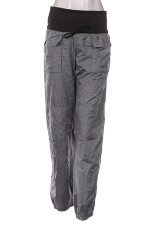 Pantaloni de femei Nike, Mărime M, Culoare Gri, Preț 173,99 Lei