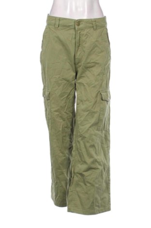 Дамски панталон Pull&Bear, Размер S, Цвят Зелен, Цена 15,33 €