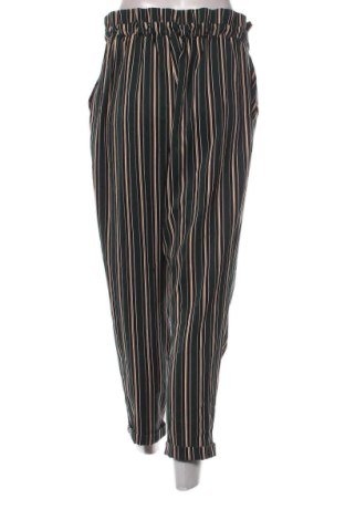 Дамски панталон Pull&Bear, Размер L, Цвят Многоцветен, Цена 15,33 €