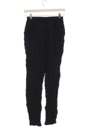 Pantaloni de femei Pull&Bear, Mărime XXS, Culoare Negru, Preț 91,99 Lei