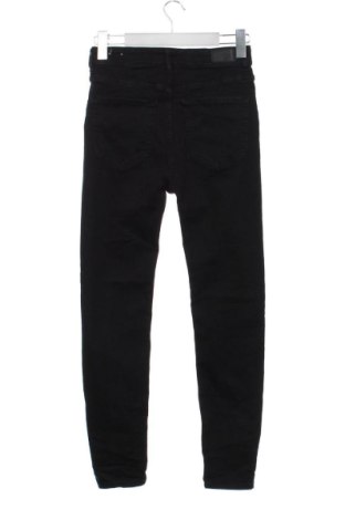 Damskie spodnie Pull&Bear, Rozmiar M, Kolor Czarny, Cena 78,99 zł