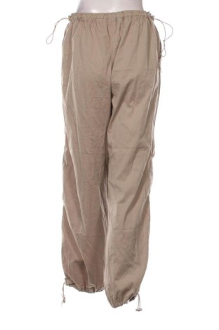 Pantaloni de femei Pull&Bear, Mărime M, Culoare Bej, Preț 78,20 Lei