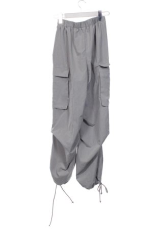 Pantaloni de femei SHEIN, Mărime XS, Culoare Gri, Preț 76,86 Lei