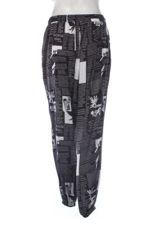 Pantaloni de femei SHEIN, Mărime S, Culoare Multicolor, Preț 91,99 Lei