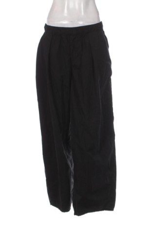 Damskie spodnie Stradivarius, Rozmiar L, Kolor Czarny, Cena 123,99 zł