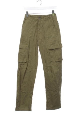 Γυναικείο παντελόνι Stradivarius, Μέγεθος XS, Χρώμα Πράσινο, Τιμή 17,99 €