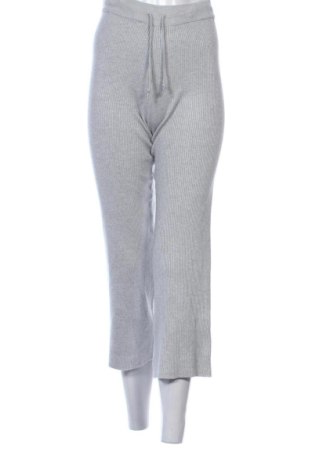 Дамски панталон Stradivarius, Размер S, Цвят Сив, Цена 15,33 €