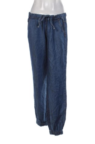 Дамски панталон United Colors Of Benetton, Размер XXL, Цвят Син, Цена 21,47 €