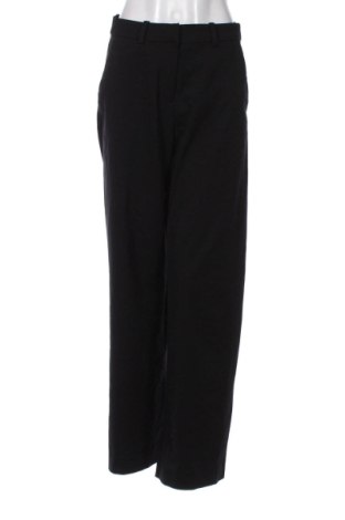 Pantaloni de femei Weekday, Mărime M, Culoare Negru, Preț 294,99 Lei