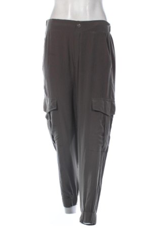 Pantaloni de femei Zara, Mărime S, Culoare Gri, Preț 85,99 Lei