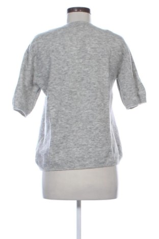 Pulover de femei Basic Apparel, Mărime M, Culoare Gri, Preț 105,52 Lei