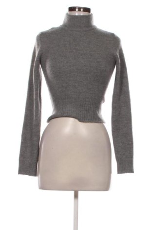 Pulover de femei Bershka, Mărime M, Culoare Gri, Preț 78,20 Lei