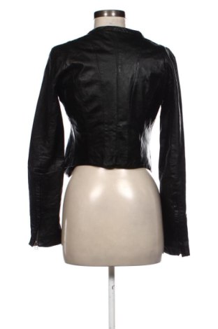 Damska kurtka skórzana Whiite, Rozmiar M, Kolor Czarny, Cena 428,68 zł