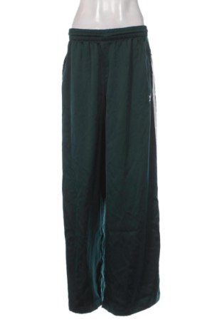 Pantaloni trening de femei Adidas Originals, Mărime M, Culoare Multicolor, Preț 294,99 Lei