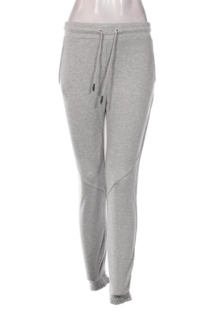 Дамско спортно долнище Bershka, Размер M, Цвят Сив, Цена 24,03 €