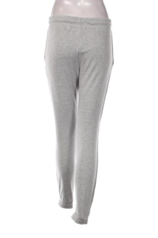 Дамско спортно долнище Bershka, Размер M, Цвят Сив, Цена 24,03 €