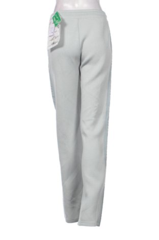 Дамско спортно долнище Guess, Размер M, Цвят Зелен, Цена 73,11 €