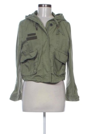 Geacă de femei Bershka, Mărime S, Culoare Verde, Preț 128,00 Lei