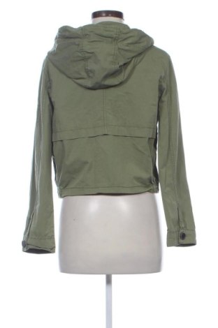 Geacă de femei Bershka, Mărime S, Culoare Verde, Preț 128,00 Lei